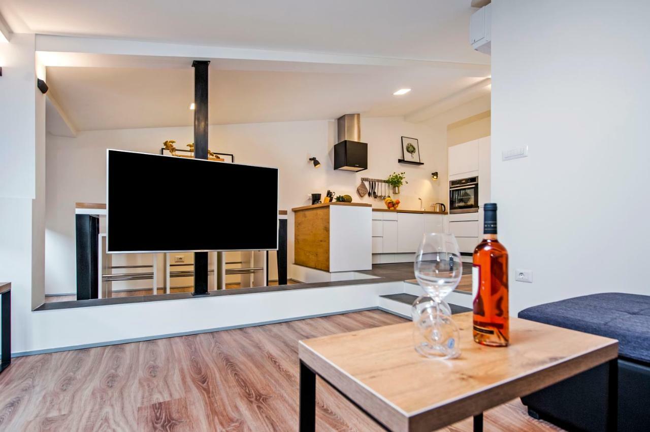 Lakovich Sea view Apartments Rovinj Exterior foto