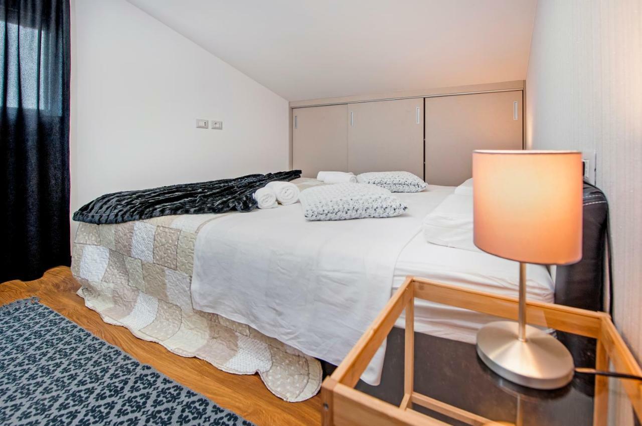 Lakovich Sea view Apartments Rovinj Exterior foto