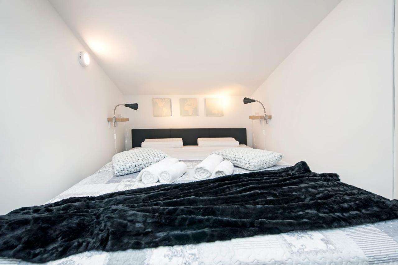 Lakovich Sea view Apartments Rovinj Exterior foto