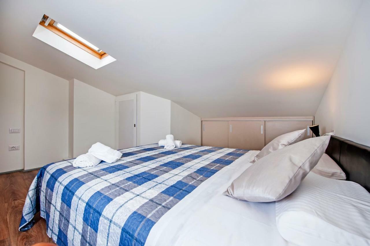 Lakovich Sea view Apartments Rovinj Exterior foto